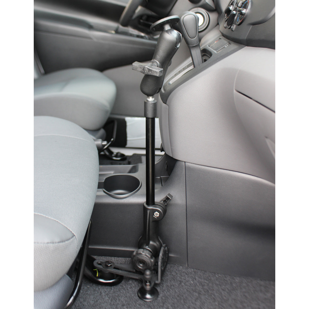 RAM-316-HD-202U:RAM-316-HD-202U_1:RAM® Pod HD™ 24" Vehicle Mount with Round Plate