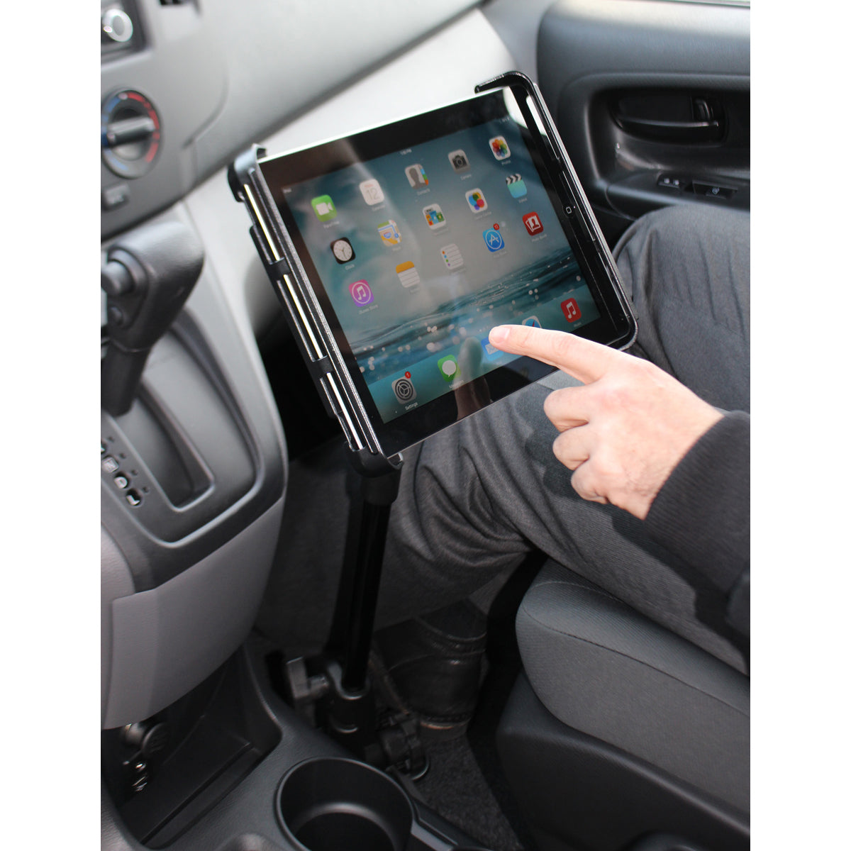 RAM-316-HD-202U:RAM-316-HD-202U_1:RAM® Pod HD™ 24" Vehicle Mount with Round Plate