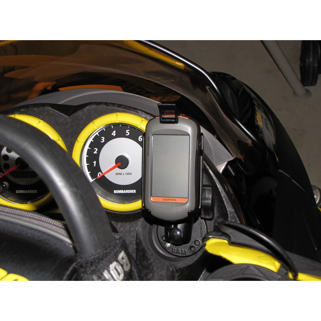 RAM-B-138-GA31:RAM-B-138-GA31_1:RAM® Drill-Down Mount for Garmin Oregon Series + More - Aluminum