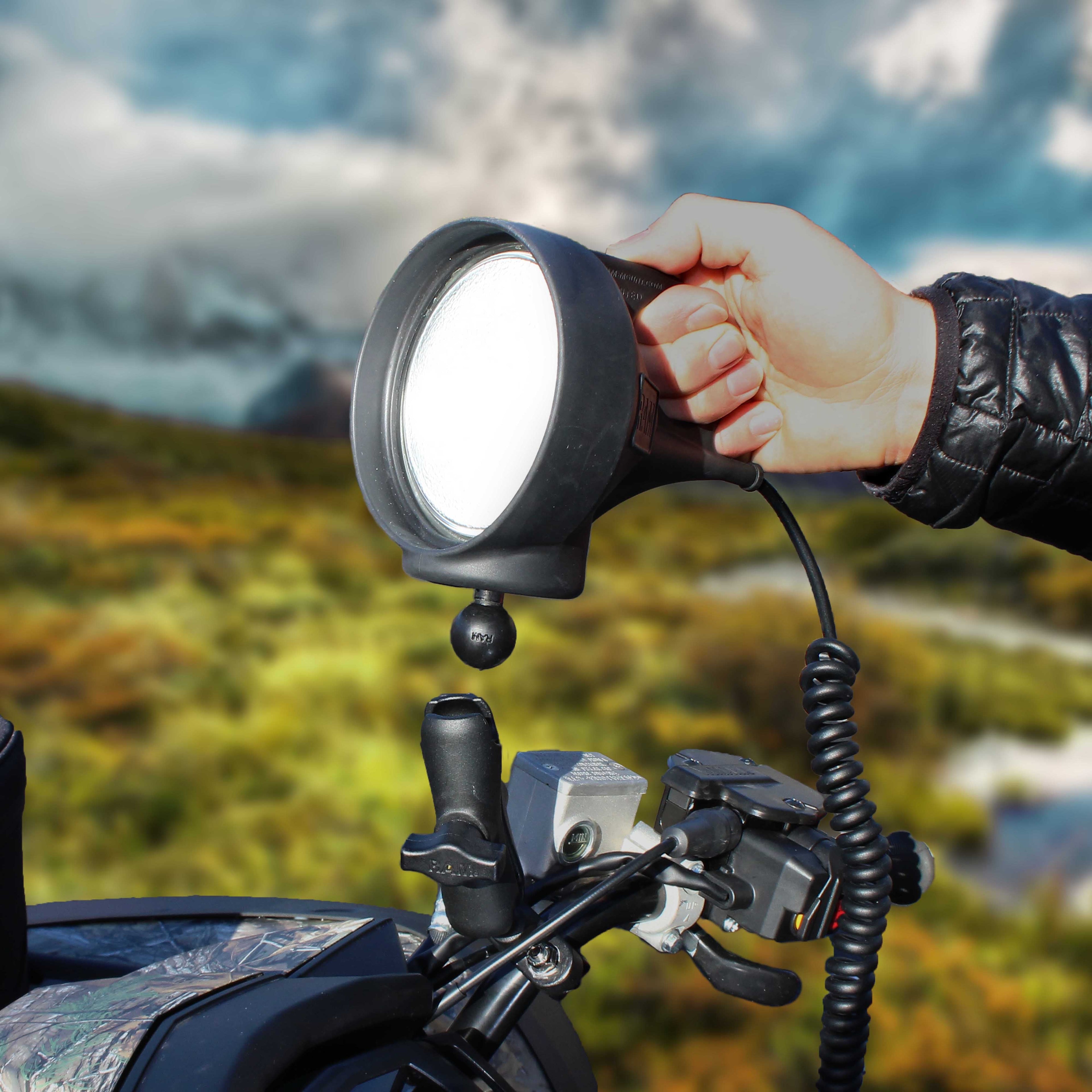 RAM-B-152B:RAM-B-152B_1:RAM® LED Spotlight with Ball