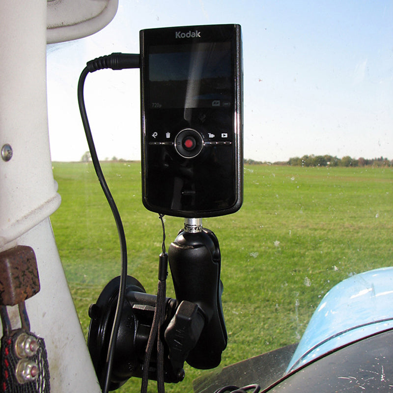 RAM-B-166-237U:RAM-B-166-237U_1:RAM® Twist-Lock™ Suction Cup Mount with 1/4"-20 Threaded Stud - Medium