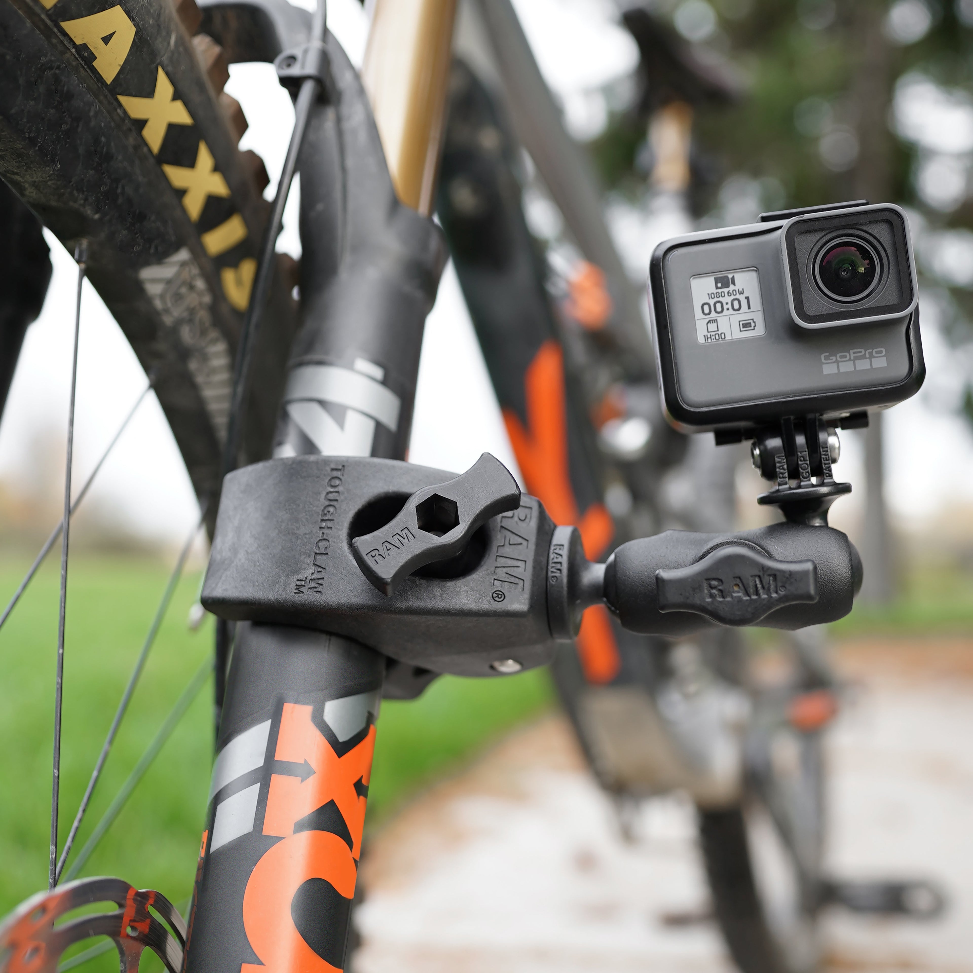 RAM-B-201U-A:RAM-B-201U-A_1:RAM® Double Socket Arm - B Size Short