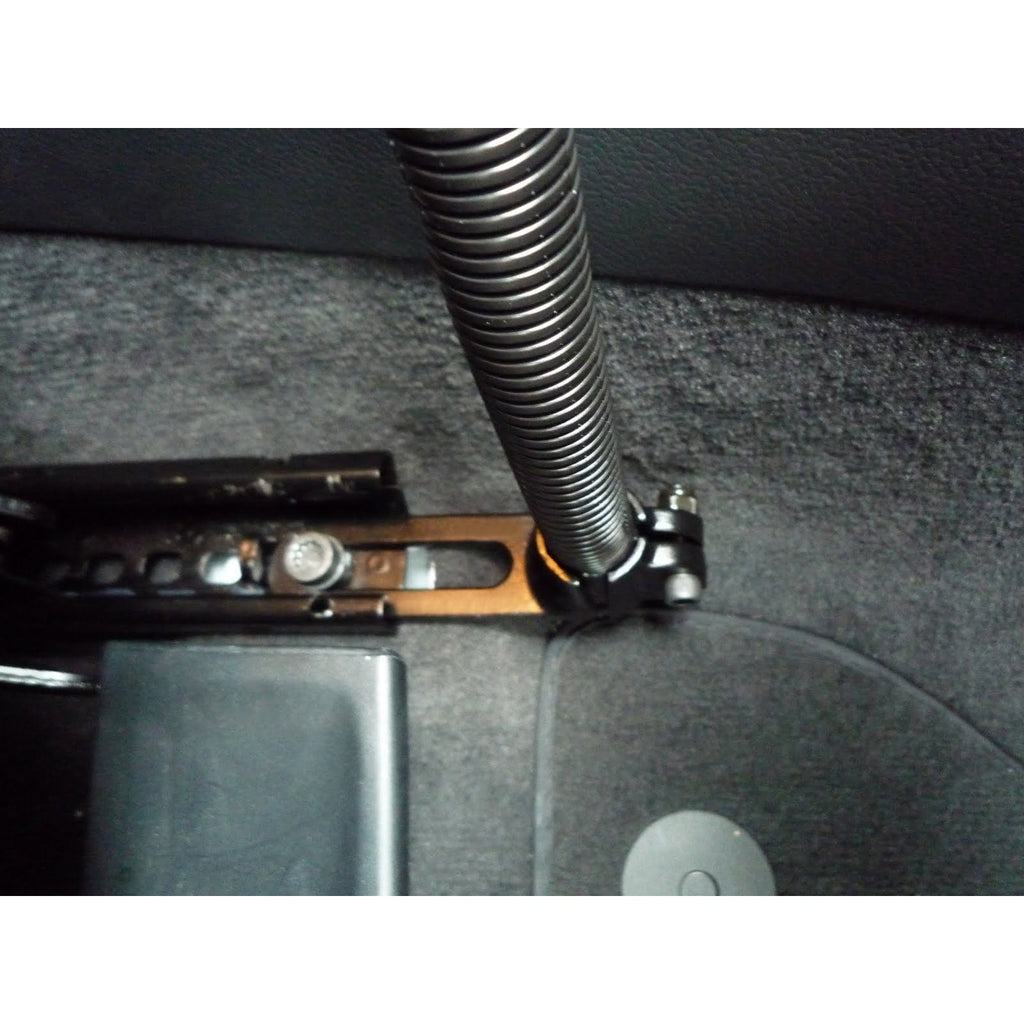 RAM-B-316-1U:RAM-B-316-1U_1:RAM® Pod™ I Vehicle Mount with 18" Rod and Socket Arm