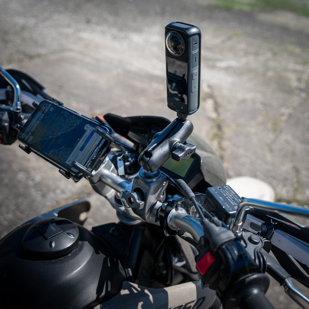 RAM-B-400-379-252025-RWU:RAM-B-400-379-252025-RWU_1:RAM® Tough-Claw™ Clamp Mount for Insta360