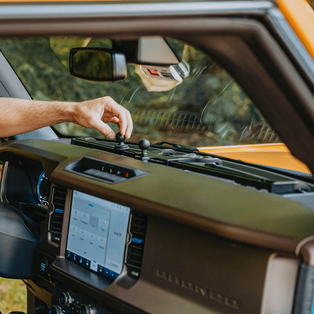 RAM-DT-207-TRACK-EXA-29BU:RAM-DT-207-TRACK-EXA-29BU_1:RAM® Tough-Track™ for '21-24 Ford Bronco