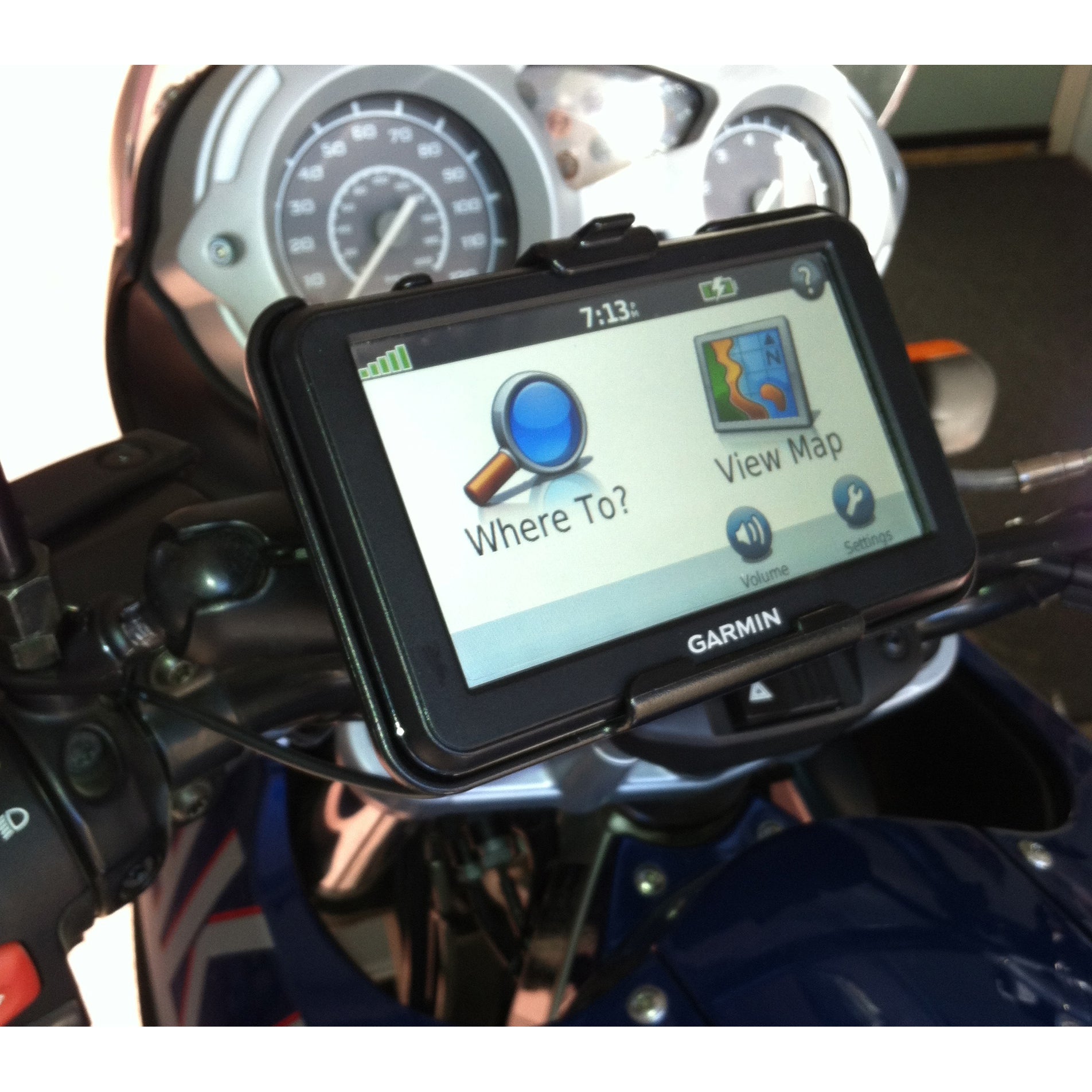 RAM-HOL-GA50U:RAM-HOL-GA50U_1:RAM® Form-Fit Cradle for Garmin nuvi 50 & 50LM