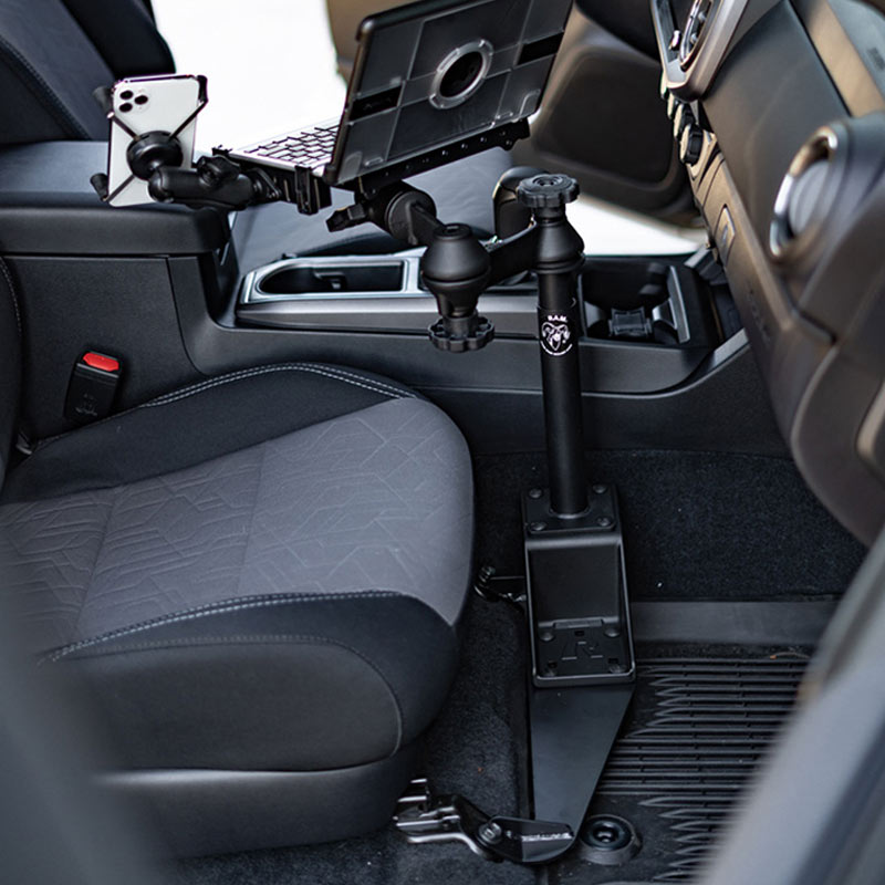 RAM-VB-138-SW1:RAM-VB-138-SW1_1:RAM® No-Drill™ Laptop Mount for Toyota 4Runner & Tacoma