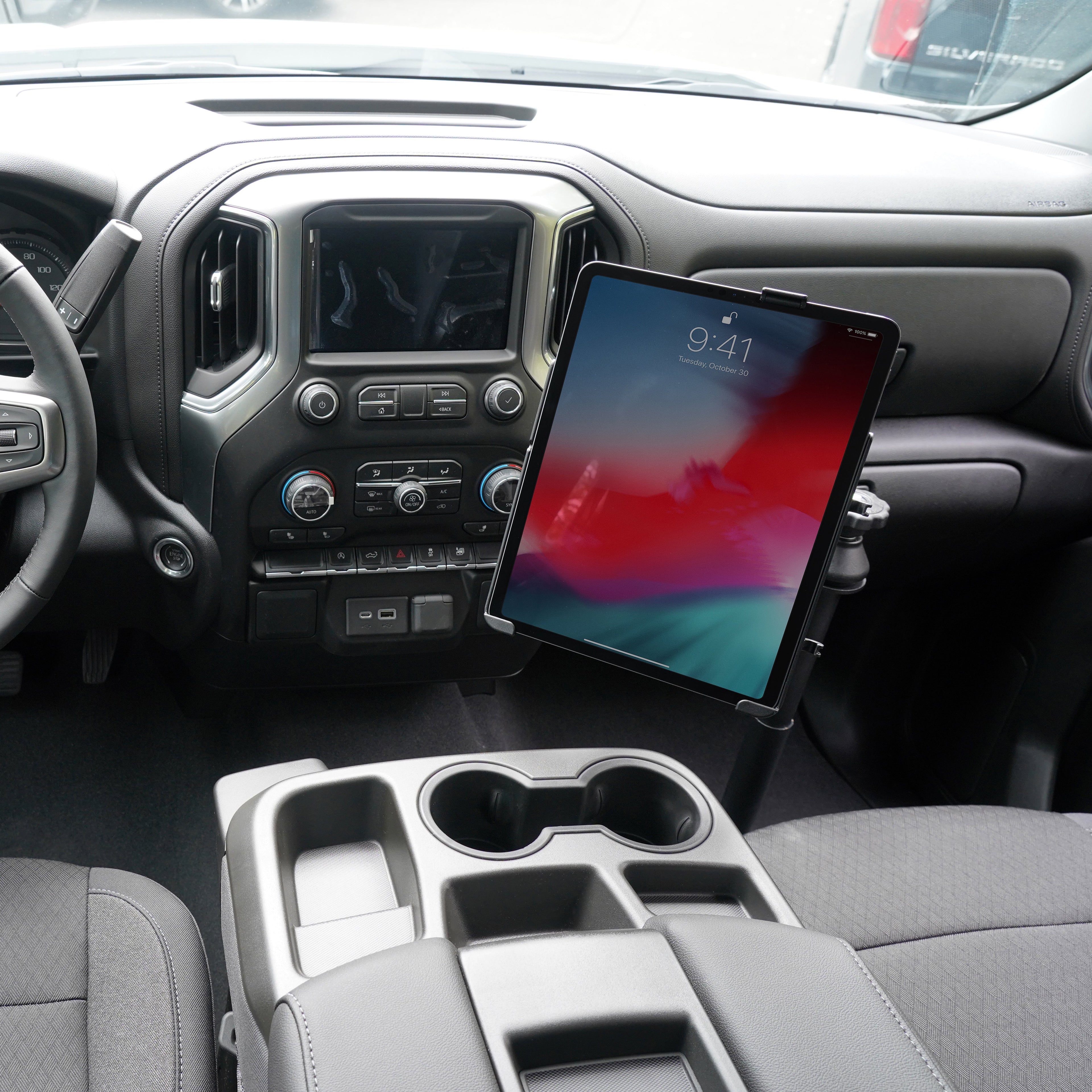 RAM-VB-203-SW2:RAM-VB-203-SW2_1:RAM® No-Drill™ Mount for '19-26 Chevy Silverado, Tahoe & More