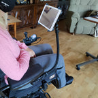 RAP-AAPR-WCT-114P-18-UN9U:RAP-AAPR-WCT-114P-18-UN9U_1:RAM® Tablet Mount for Wheelchairs with Quick Release & Swivel Feature