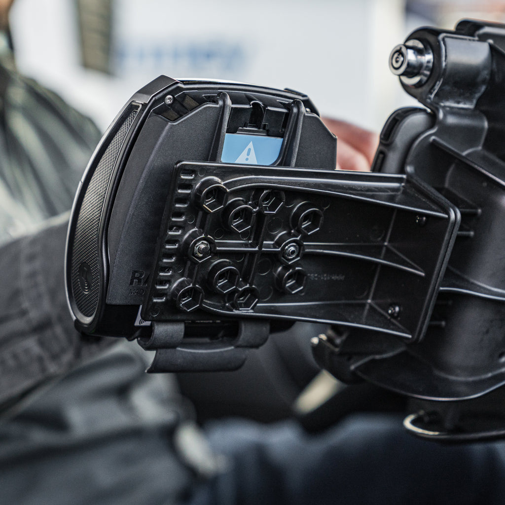RAP-DOCK-SBLU:RAP-DOCK-SBLU_1:RAM® Large Side Accessory Bracket for Vehicle Docks